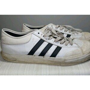 Adidas Low Top Men's Black and White Shoes Size 10.5